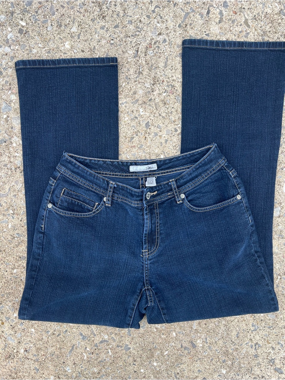 0 Short Chico’s Platinum Dark Blue Bootcut Flare Jeans